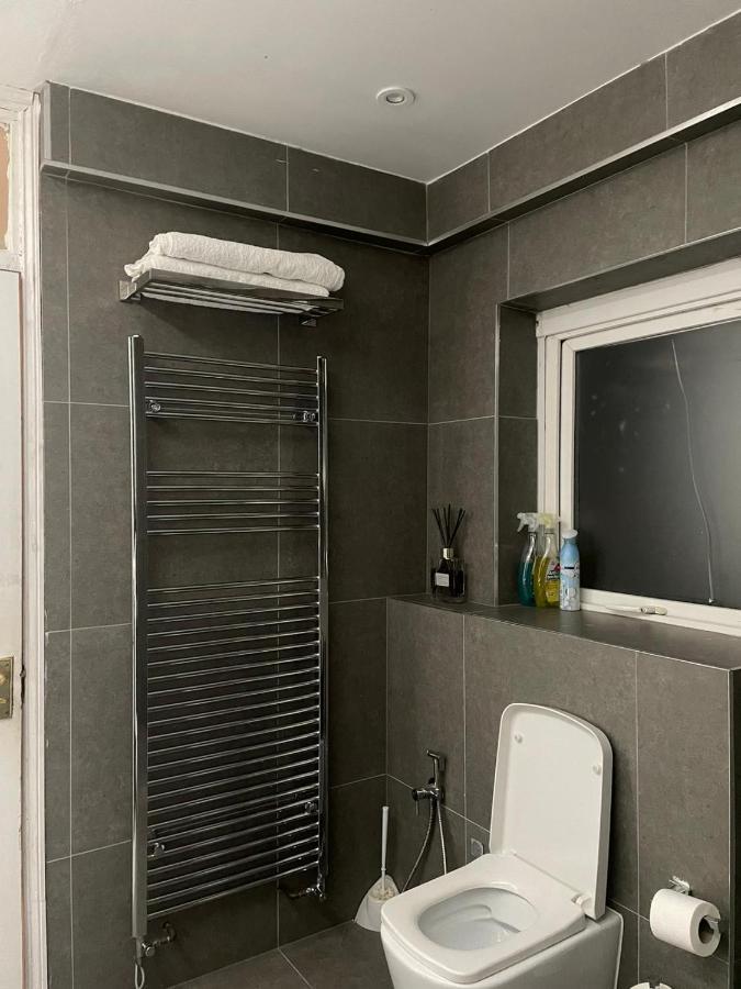 Balham, South London Spacious Guest House 1, 6 Rooms Available Exteriér fotografie